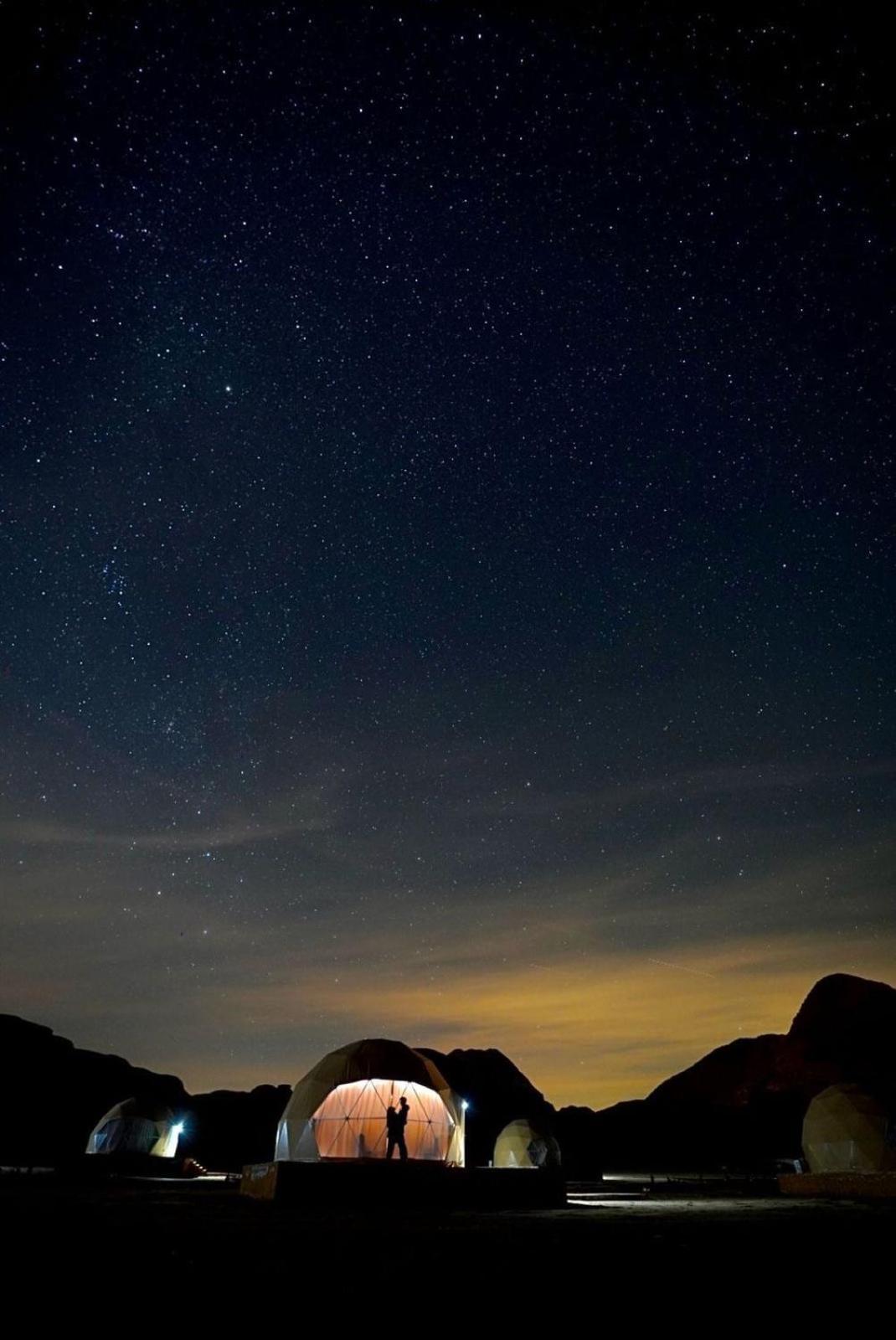 Wadi Rum Anwar Luxury Camp ภายนอก รูปภาพ