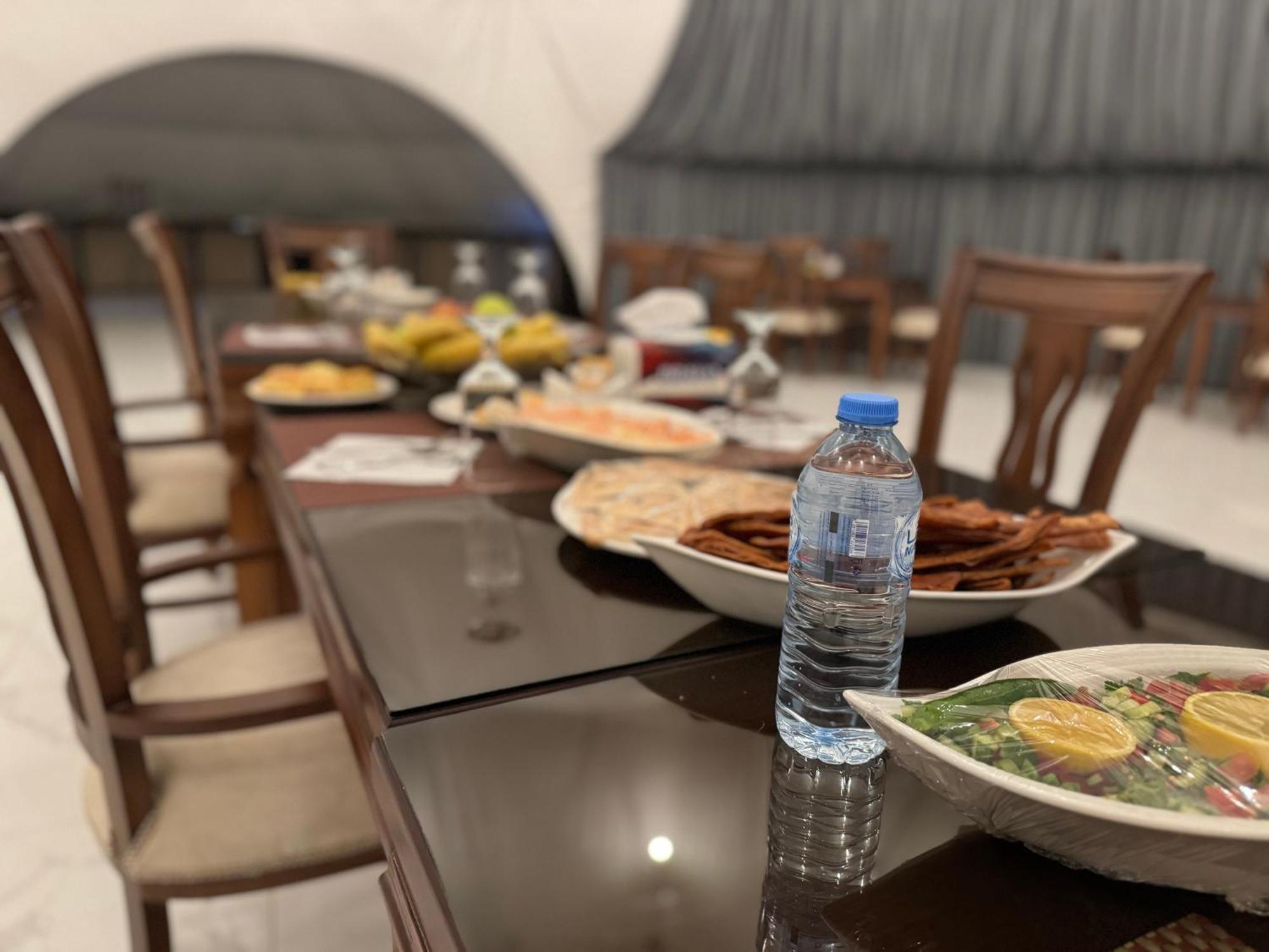 Wadi Rum Anwar Luxury Camp ภายนอก รูปภาพ