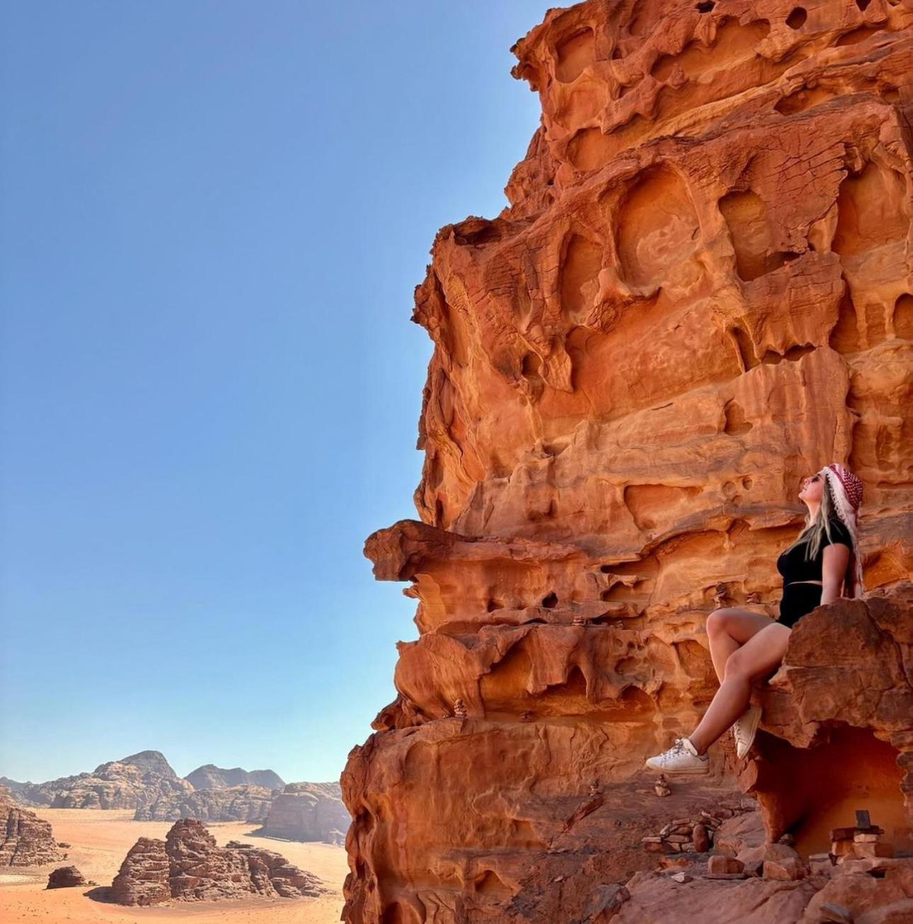 Wadi Rum Anwar Luxury Camp ภายนอก รูปภาพ